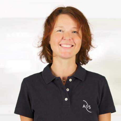 Fachärztin für Anästhesie Dr. Karen Auerswald im Ärzteteam des ZfAS Bielefeld