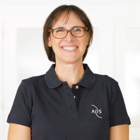 Fachärztin für Anästhesie Dr. Karin Staudigel im Ärzteteam des ZfAS Bielefeld